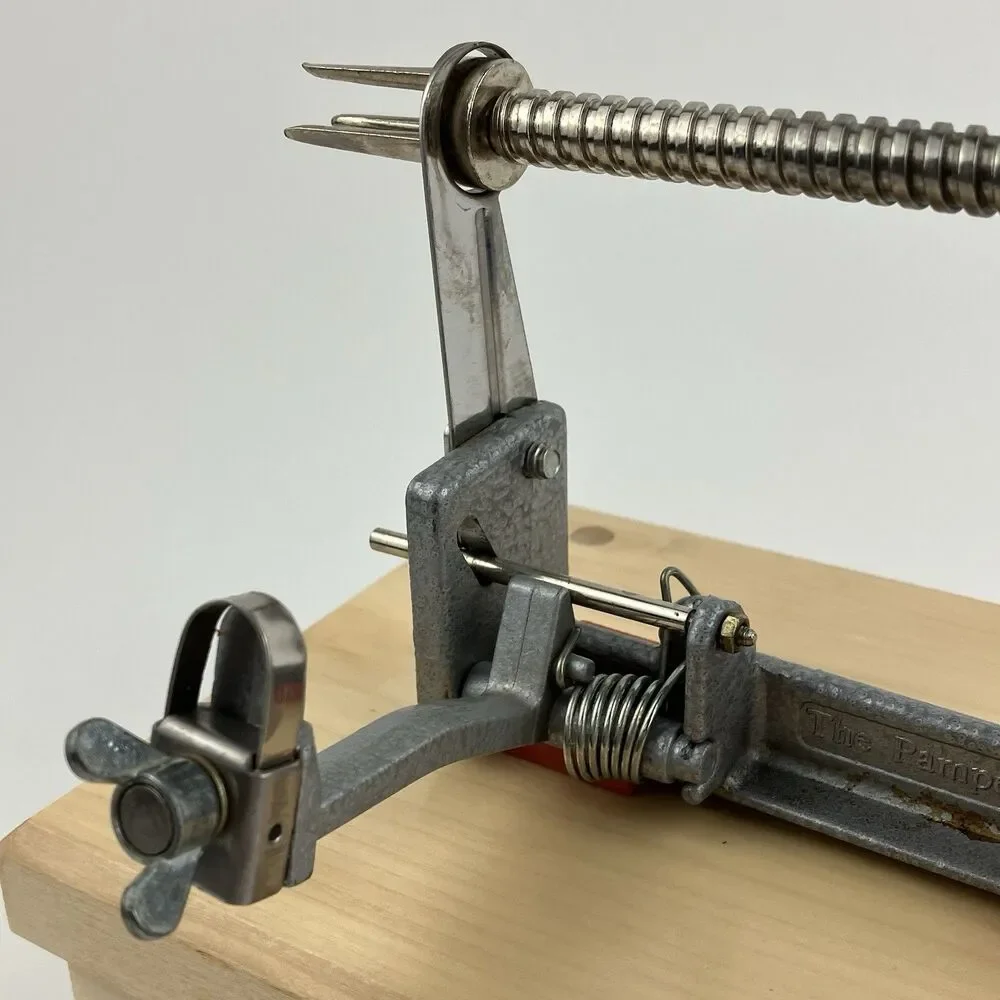 The Pampered Chef Apple Peeler Corer Slicer With Wooden Stand Hand Crank